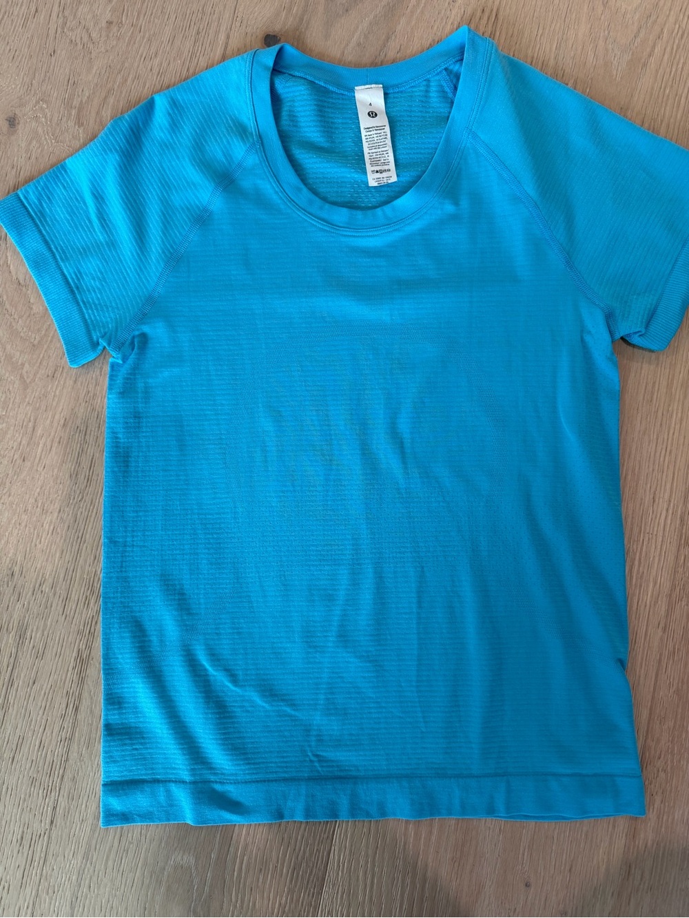 Lululemon athletica Bright blue Swiftly Short Sleeve Tee
